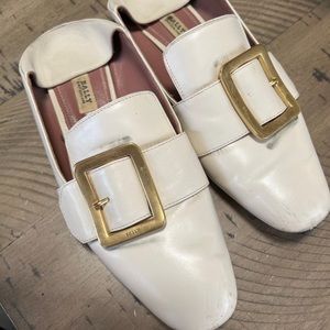 Bally Janelle cream loafers